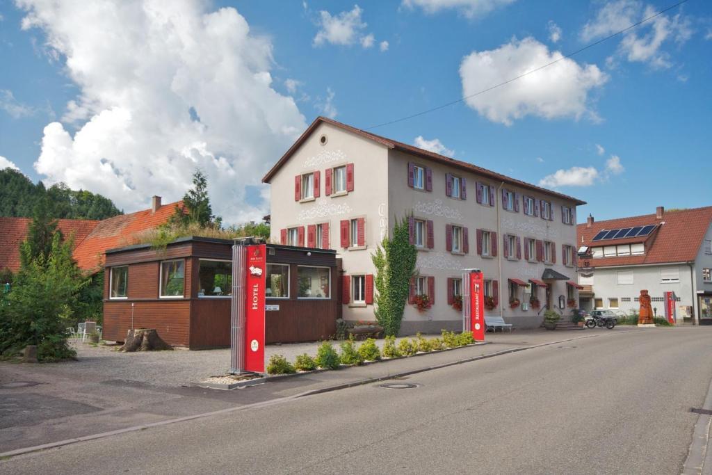 Hotel Gasthof Und Pension Zum Kreuz à Lautenbach Extérieur photo